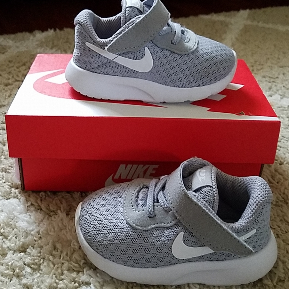Nike Tanjun